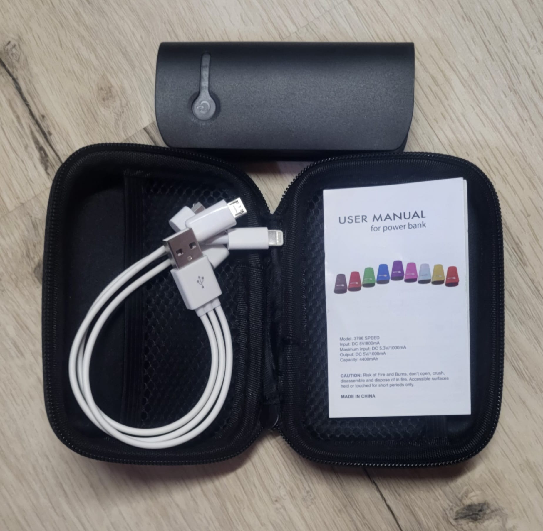 Powerbank mit Etui 440mAh